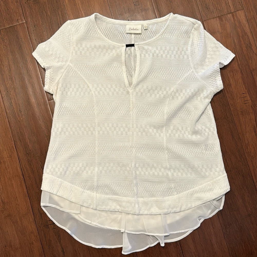 Anthropologie Deletta White Ruffle Bottom Blouse